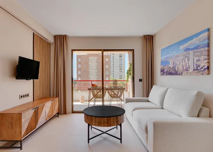 Gerona Square Apartment