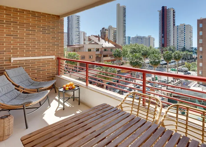 Gerona Square Apartment
